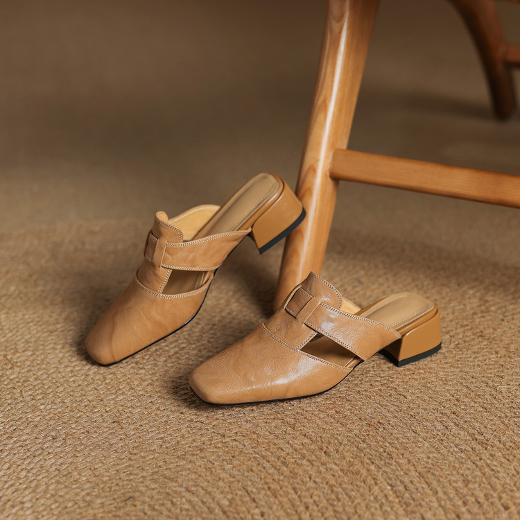 Women's Closed Toe Mid Heel Slippers with Chunky Heel and Hollow Out Design - Image 3