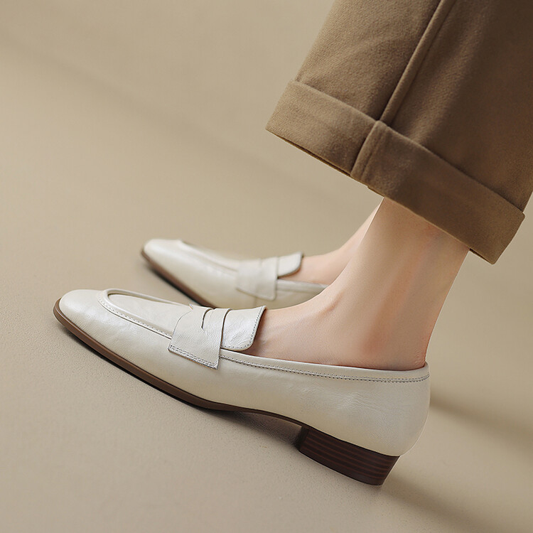 Women's Leather Loafers Low Chunky Heel Slip-On Shoes - Image 3