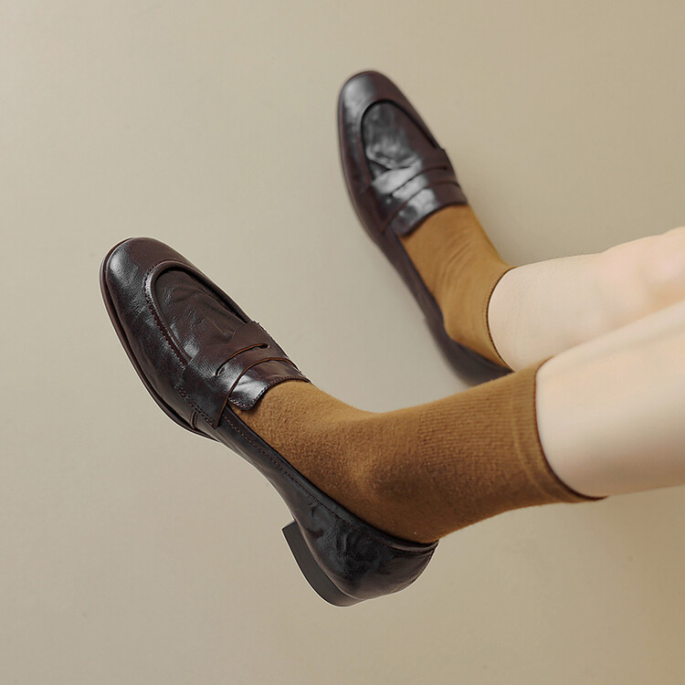 Women's Leather Loafers Low Chunky Heel Slip-On Shoes - Image 4